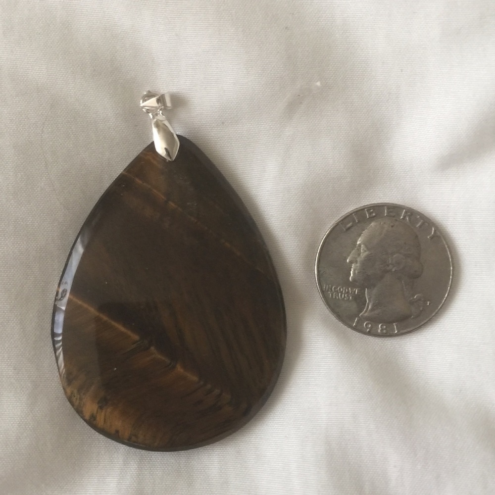 Real Hand Carved Agate Boho Pendant.